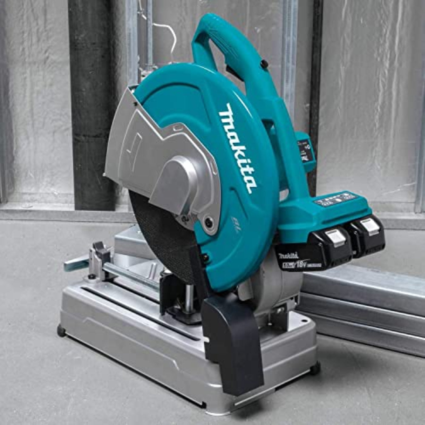 Makita  18V LXT Lithium-Ion Brushless Cordless 14" Cut-Off Saw Kit (5.0Ah) (Open Box/Excellent Condition) - XWL01PTREN