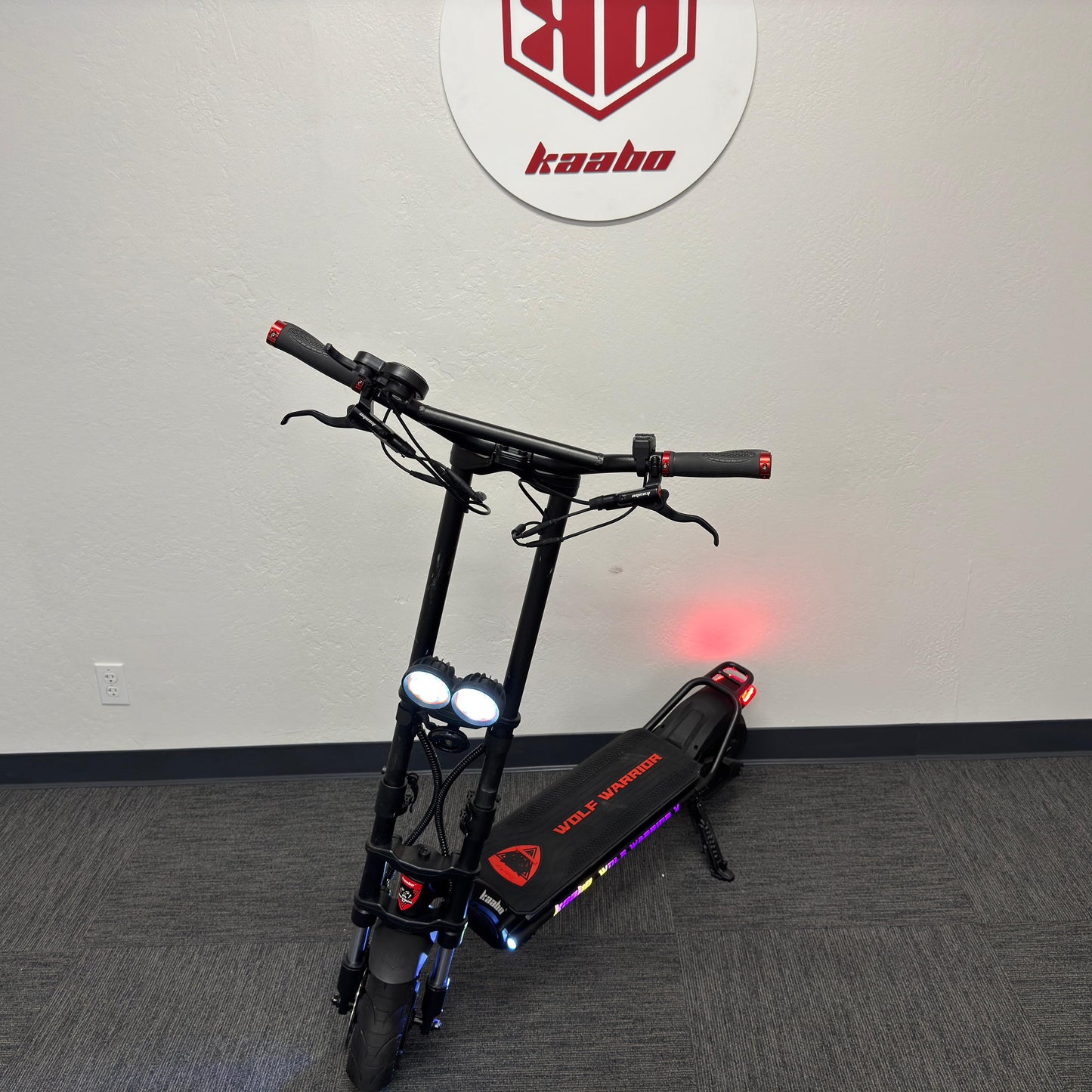 KAabo Warrior X Plus (Certifed Pre-owned, less than 50 miles) - R-KWWS-XPL0-BS