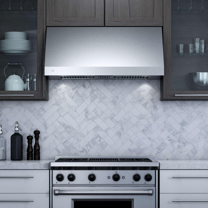 XO APPLIANCE XOT1836KSE 36" 1000 CFM Italian Made Pro Hood Range Hood in Stainless Steel - XOT1836KSE