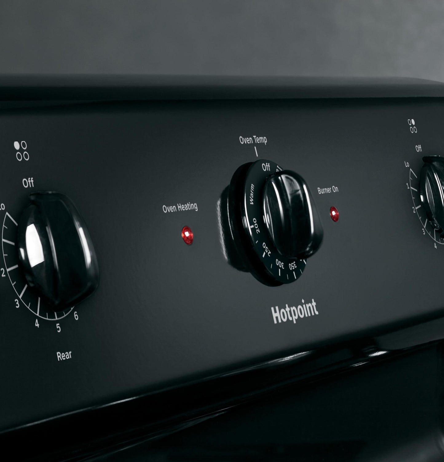 HOTPOINT Hotpoint ENERGY STAR 30" Free-Standing Electric Range Black - RBS160DMBB